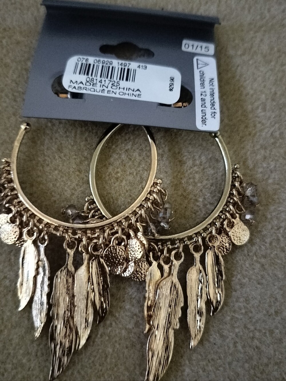 NWT Express Gold Tone Feather Hoop Earrings – Dangle Chandelier Boho Statement